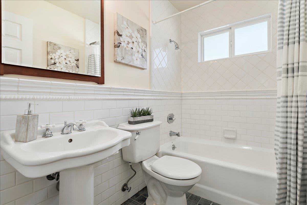 Detail Gallery Image 15 of 34 For 1231 Claremont Dr, San Bruno,  CA 94066 - 4 Beds | 2 Baths