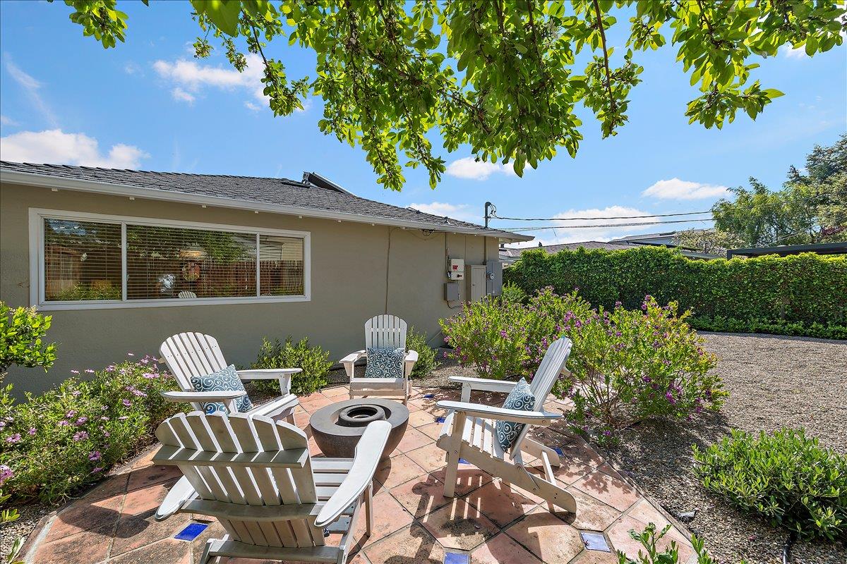 Detail Gallery Image 25 of 34 For 1231 Claremont Dr, San Bruno,  CA 94066 - 4 Beds | 2 Baths