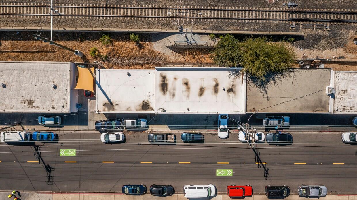 Detail Gallery Image 14 of 22 For 780 Old County Rd, Belmont,  CA 94002 - – Beds | – Baths