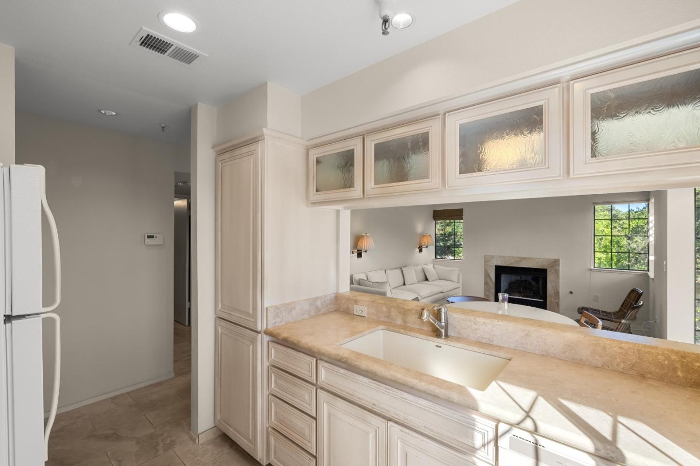 Detail Gallery Image 15 of 35 For 121 Quail Run Ct, Del Rey Oaks,  CA 93940 - 1 Beds | 1 Baths