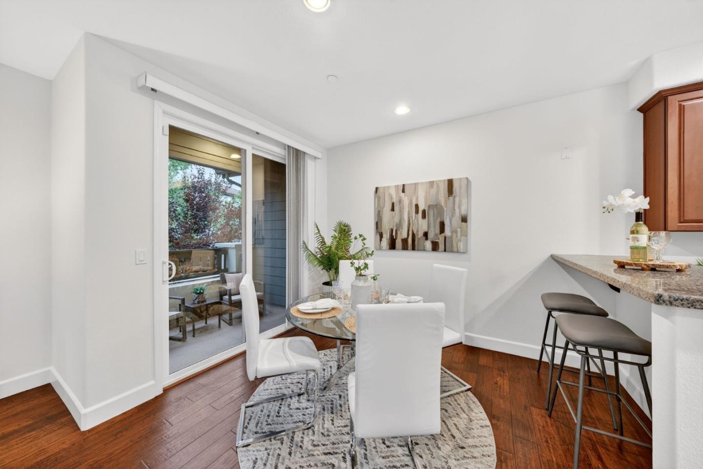 Detail Gallery Image 15 of 39 For 1077 Zucchini Ter, San Jose,  CA 95133 - 2 Beds | 2/1 Baths