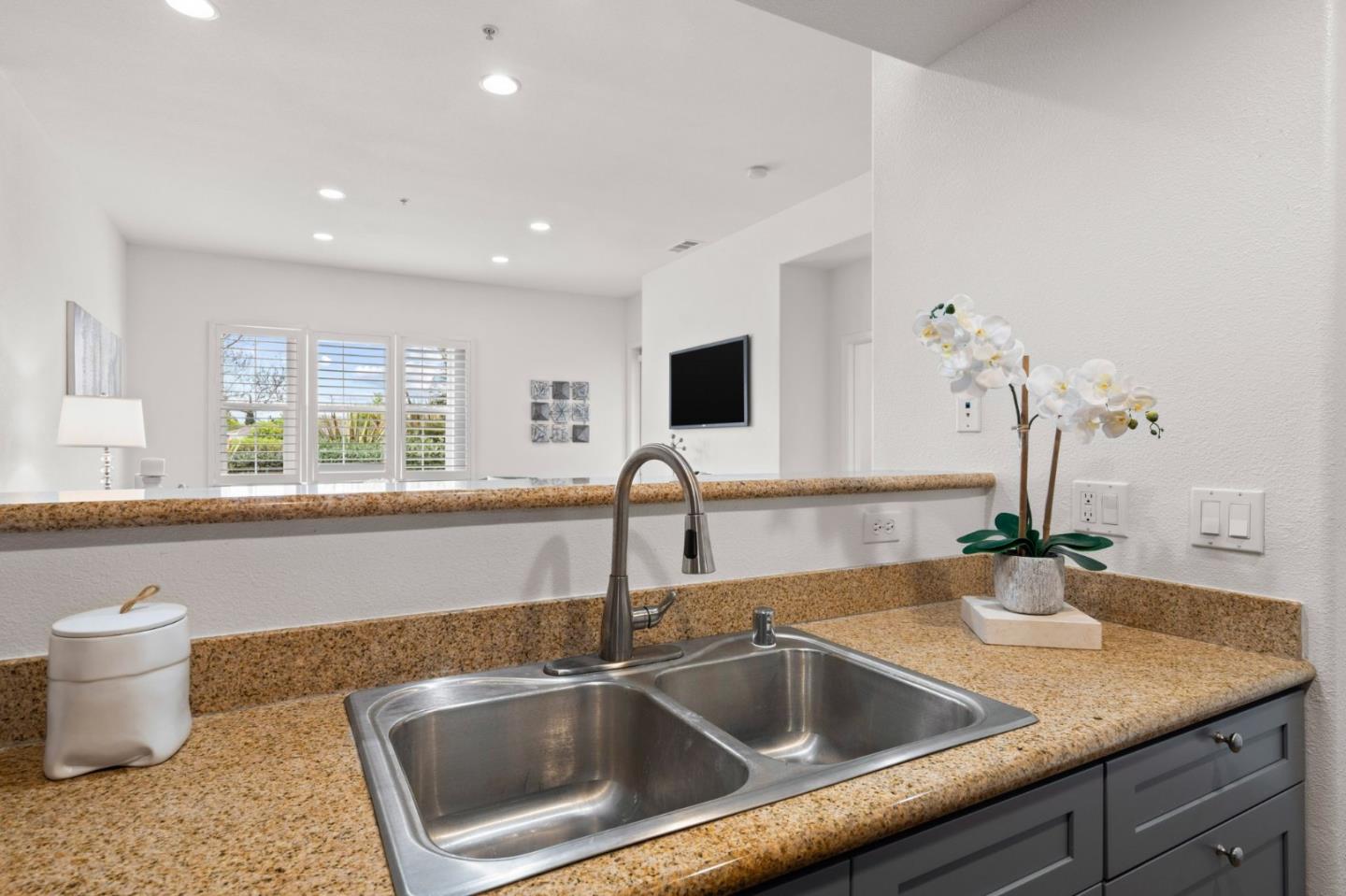 Photo #12: ML82040951 Listing: Photo #12