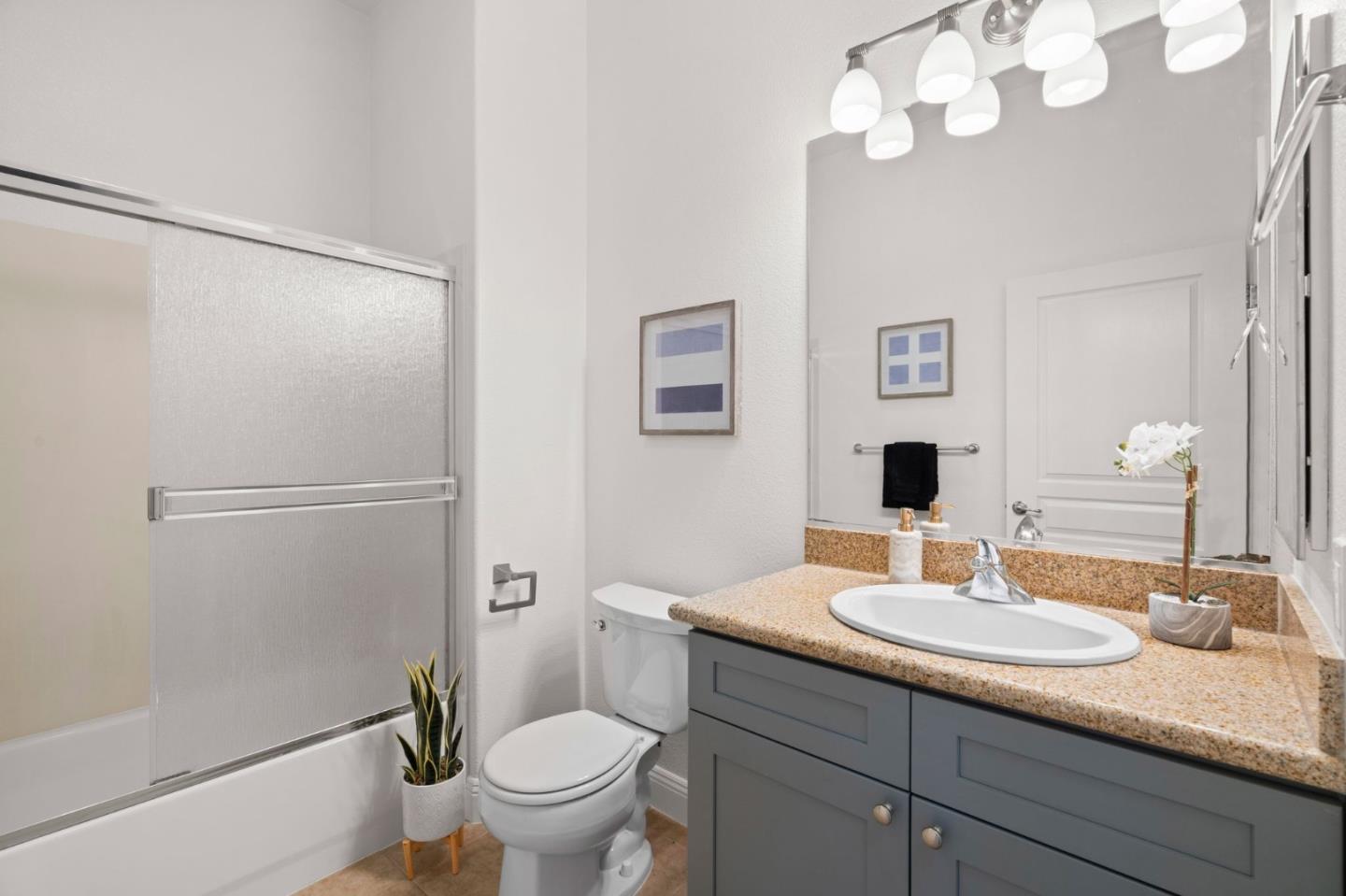 Photo #13: ML82040951 Listing: Photo #13