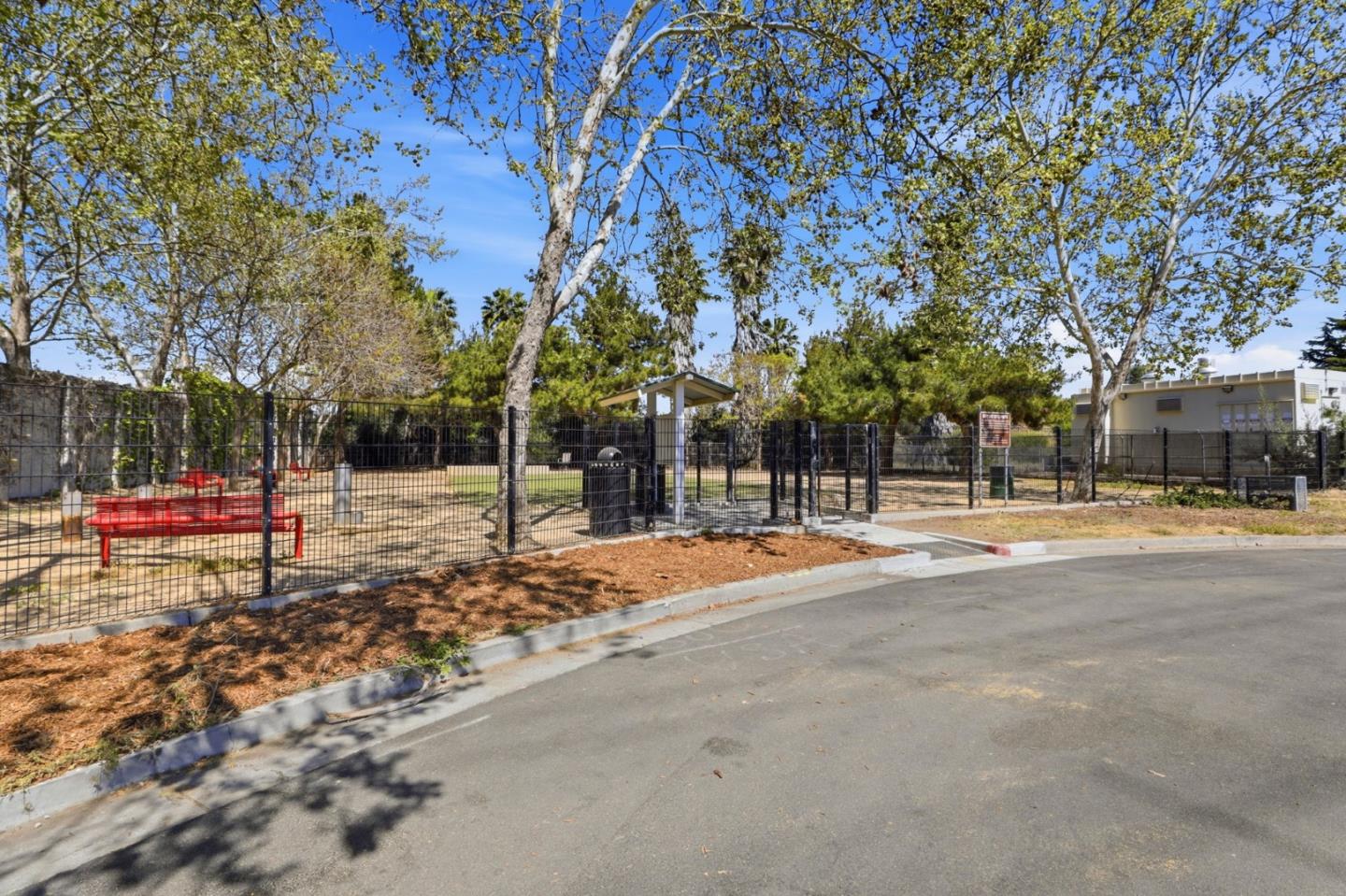 Detail Gallery Image 17 of 21 For 6121 Lambeck Ln, San Jose,  CA 95119 - 3 Beds | 3 Baths