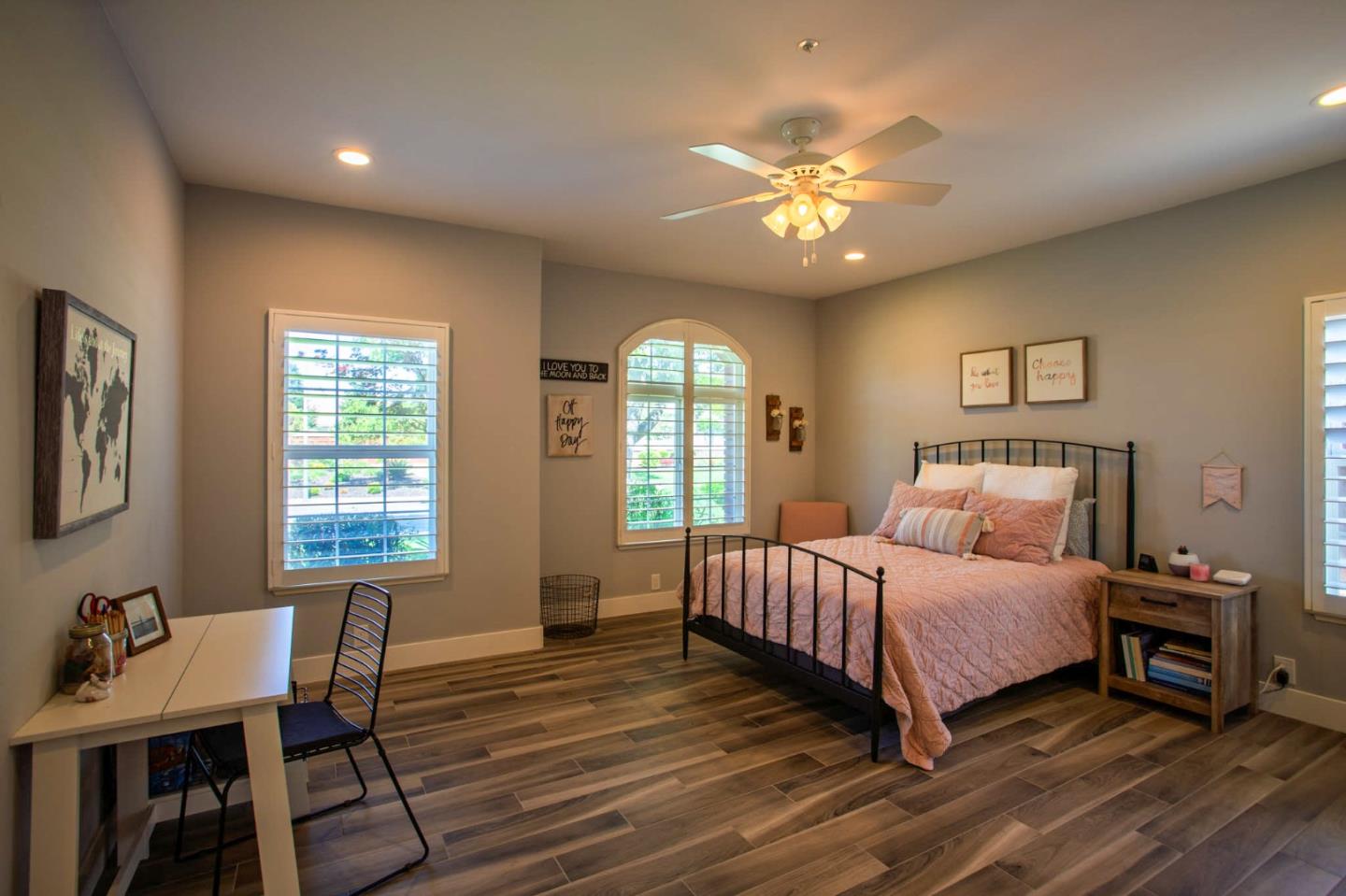 Detail Gallery Image 25 of 68 For 1960 Pear Dr, Morgan Hill,  CA 95037 - 5 Beds | 3/2 Baths