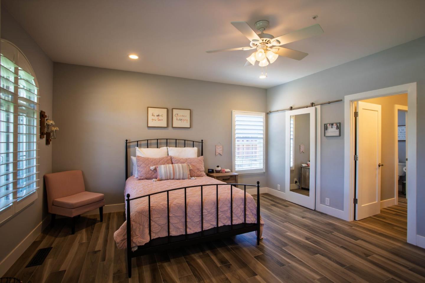 Detail Gallery Image 26 of 68 For 1960 Pear Dr, Morgan Hill,  CA 95037 - 5 Beds | 3/2 Baths