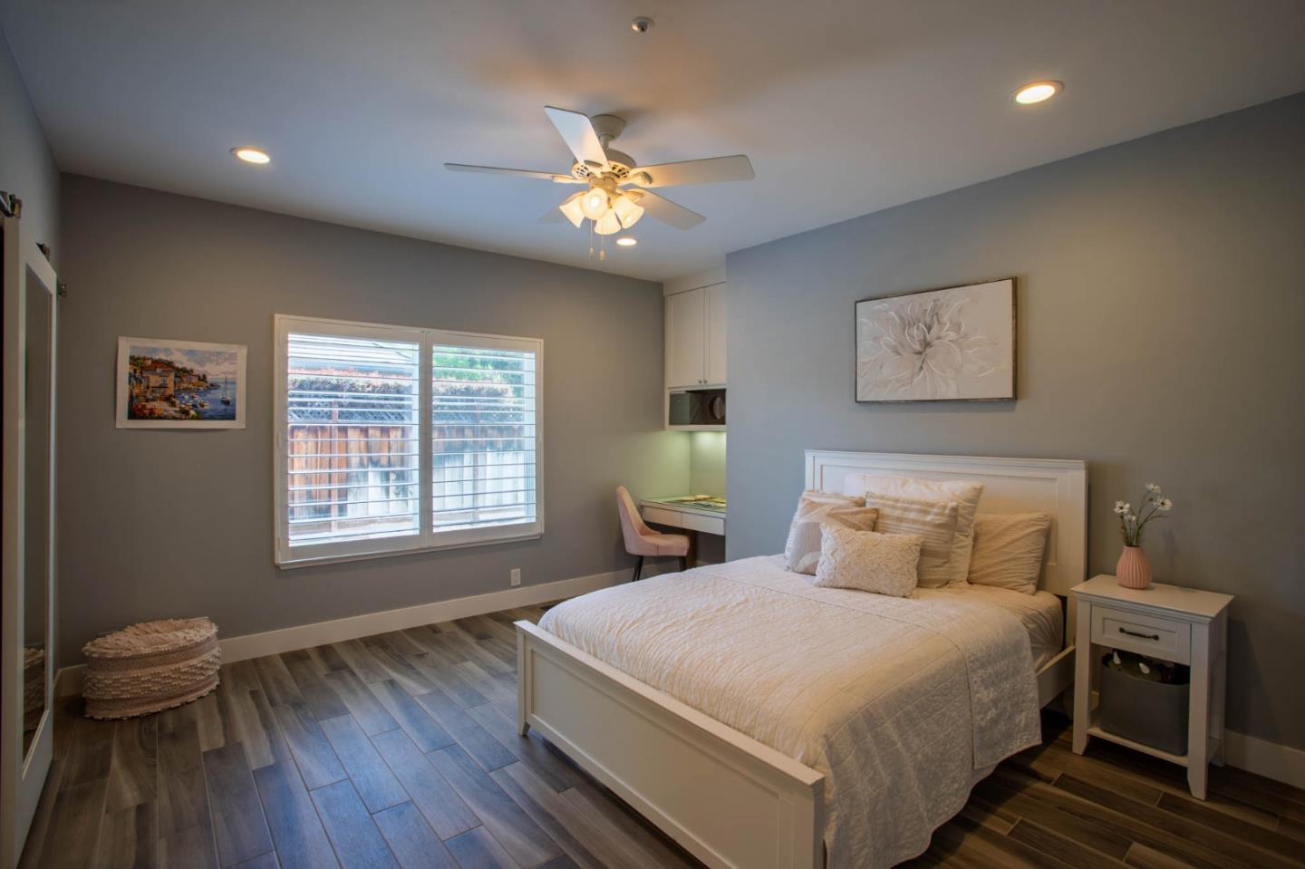 Detail Gallery Image 27 of 68 For 1960 Pear Dr, Morgan Hill,  CA 95037 - 5 Beds | 3/2 Baths