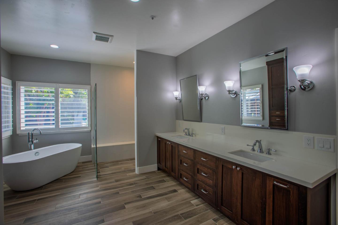 Detail Gallery Image 33 of 68 For 1960 Pear Dr, Morgan Hill,  CA 95037 - 5 Beds | 3/2 Baths