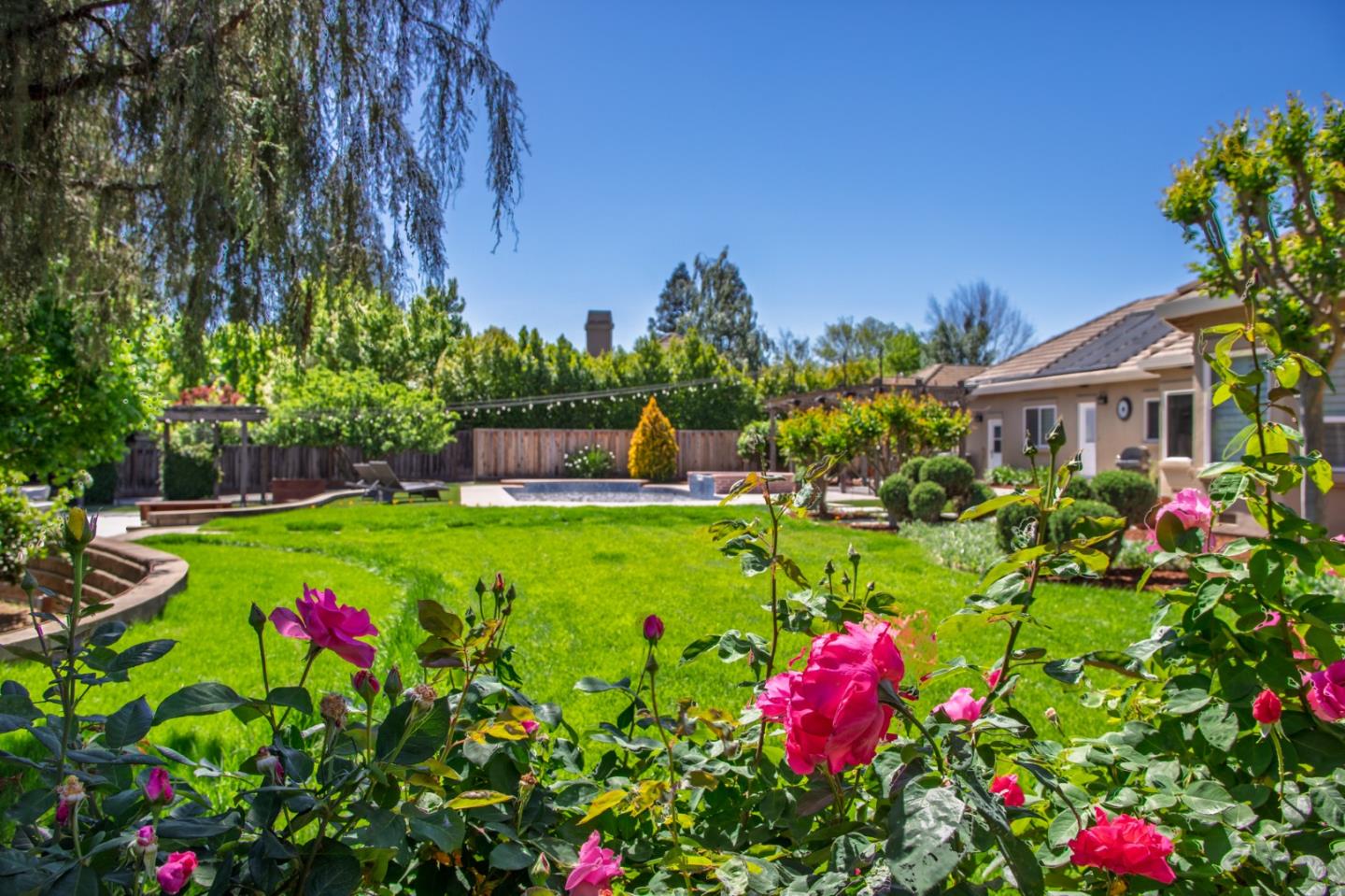 Detail Gallery Image 38 of 68 For 1960 Pear Dr, Morgan Hill,  CA 95037 - 5 Beds | 3/2 Baths