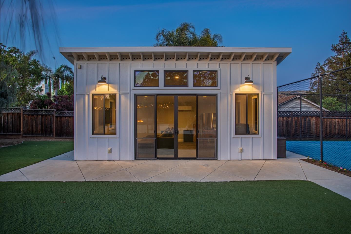 Detail Gallery Image 49 of 68 For 1960 Pear Dr, Morgan Hill,  CA 95037 - 5 Beds | 3/2 Baths