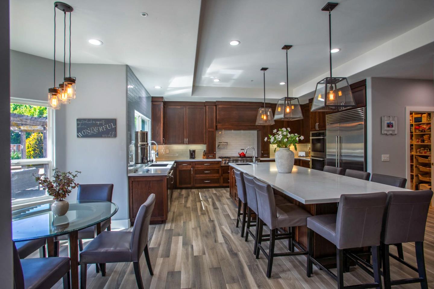 Detail Gallery Image 8 of 68 For 1960 Pear Dr, Morgan Hill,  CA 95037 - 5 Beds | 3/2 Baths