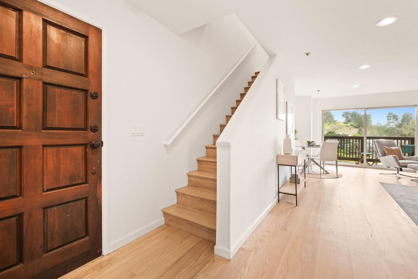 Detail Gallery Image 17 of 39 For Monterey Rd,  Pacifica,  CA 94044 - 2 Beds | 1/1 Baths