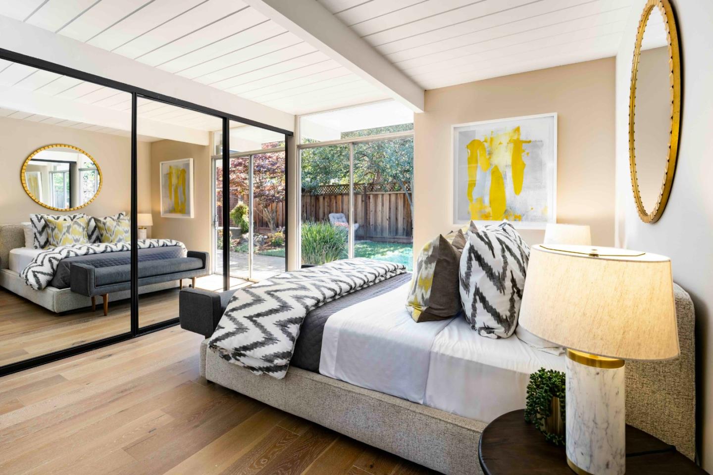 Detail Gallery Image 14 of 25 For 868 Somerset Dr, Sunnyvale,  CA 94087 - 4 Beds | 2 Baths