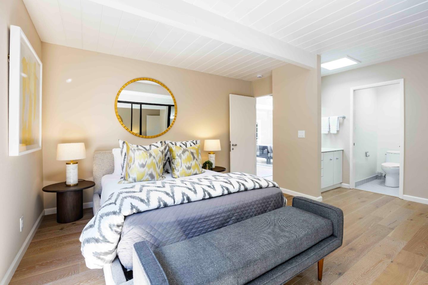 Detail Gallery Image 15 of 25 For 868 Somerset Dr, Sunnyvale,  CA 94087 - 4 Beds | 2 Baths