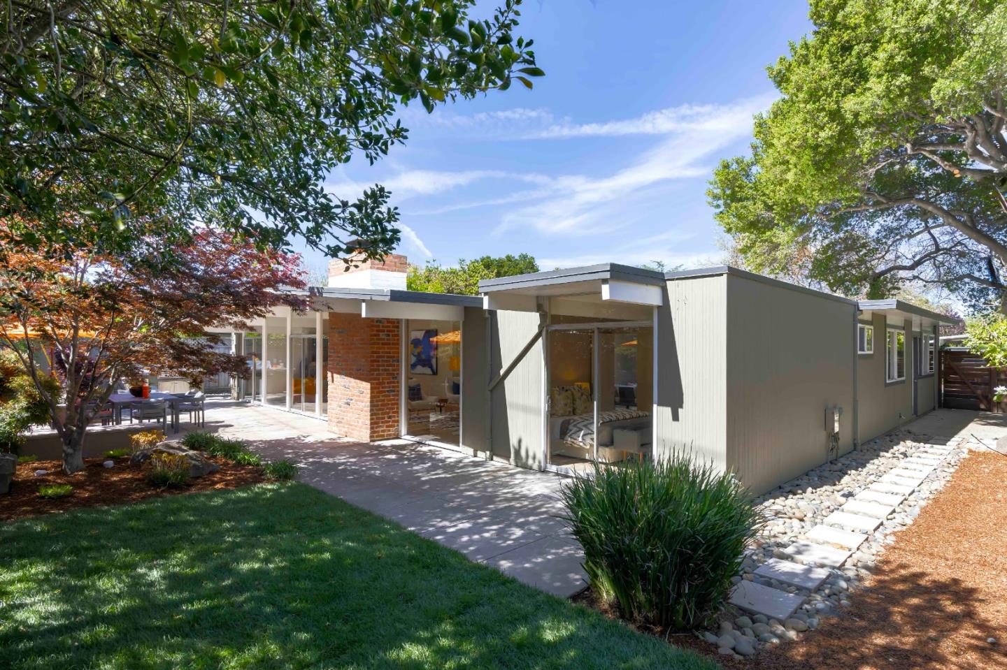 Detail Gallery Image 21 of 25 For 868 Somerset Dr, Sunnyvale,  CA 94087 - 4 Beds | 2 Baths