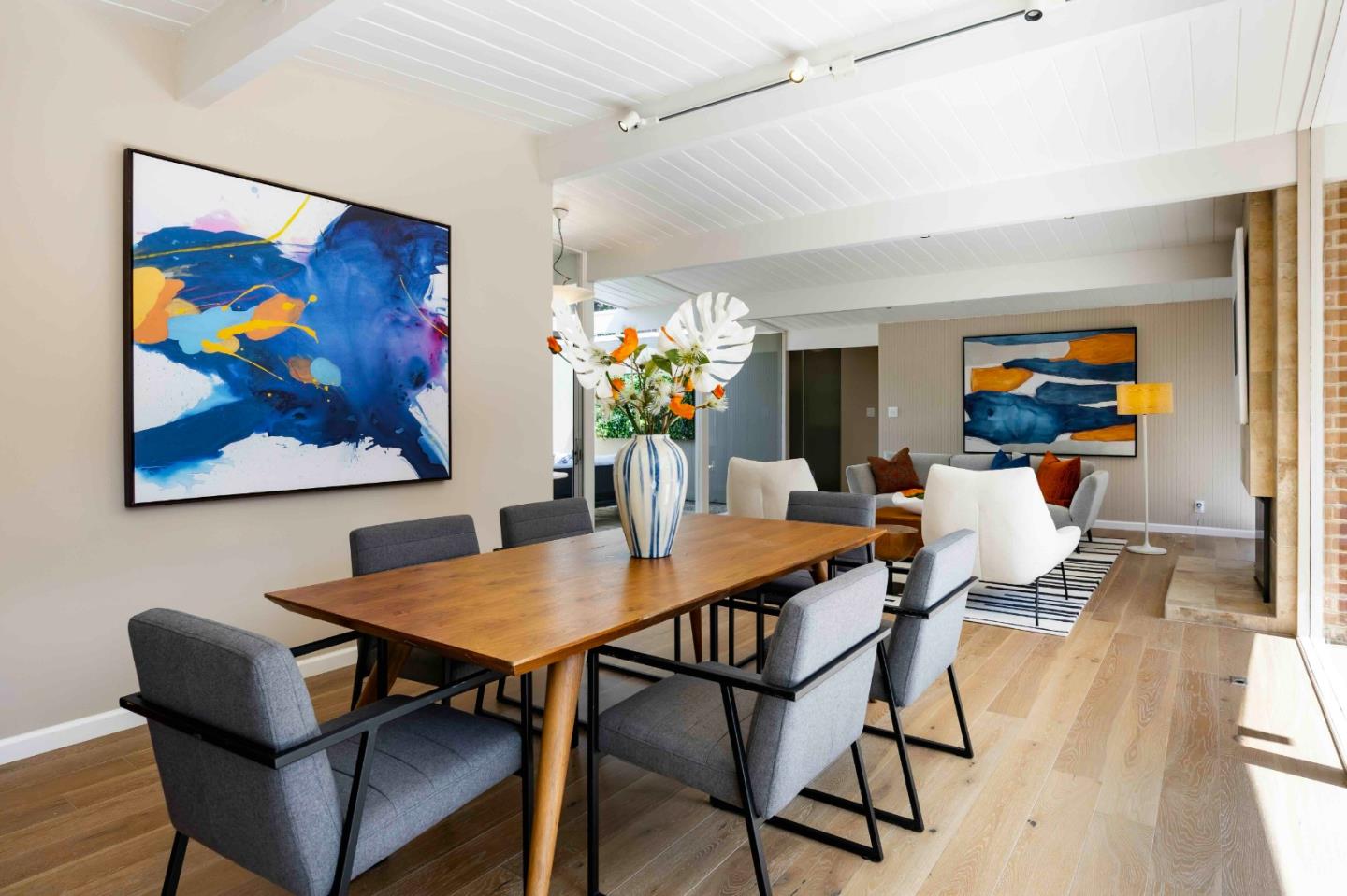 Detail Gallery Image 9 of 25 For 868 Somerset Dr, Sunnyvale,  CA 94087 - 4 Beds | 2 Baths