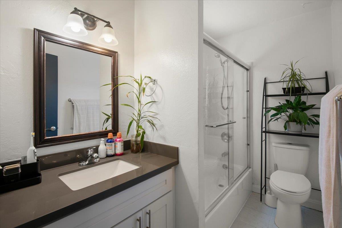 Madison, Redwood City, CA, 94061