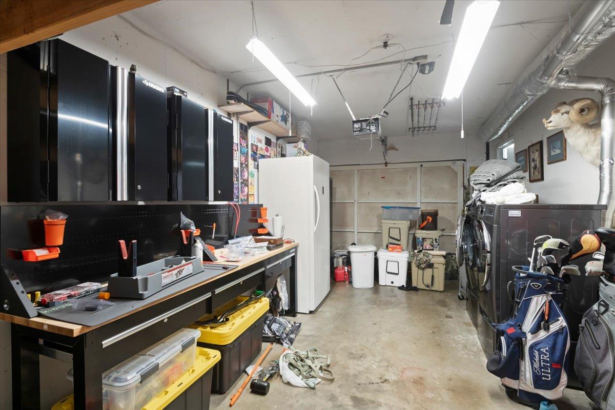 Madison, Redwood City, CA, 94061