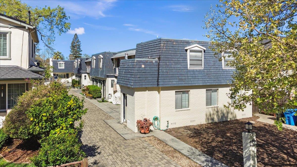 Madison, Redwood City, CA, 94061