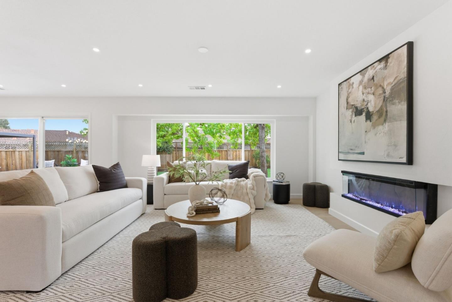 Detail Gallery Image 8 of 43 For 2949 Jessie Ct, San Jose,  CA 95124 - 4 Beds | 2/1 Baths