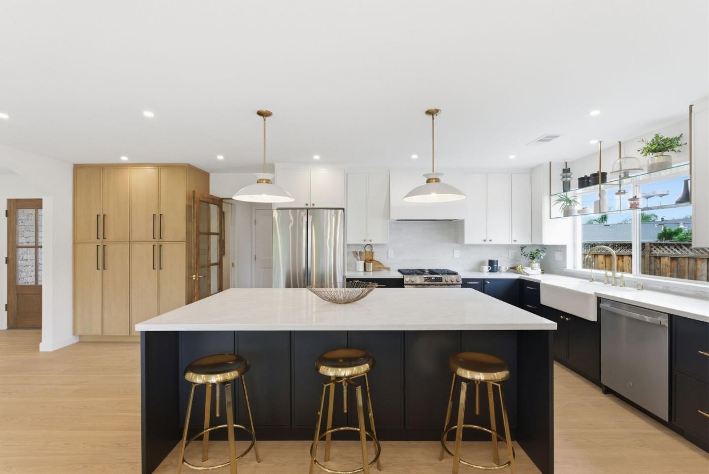 Detail Gallery Image 9 of 43 For 2949 Jessie Ct, San Jose,  CA 95124 - 4 Beds | 2/1 Baths