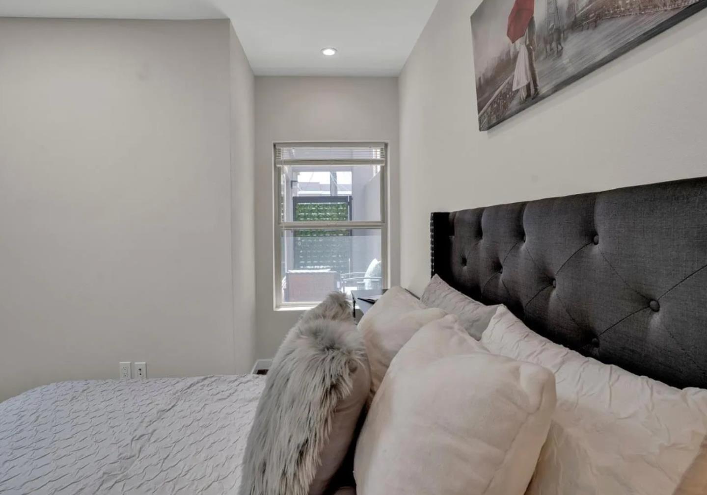 Detail Gallery Image 14 of 28 For 55th St, Oakland,  CA 94609 - – Beds | – Baths