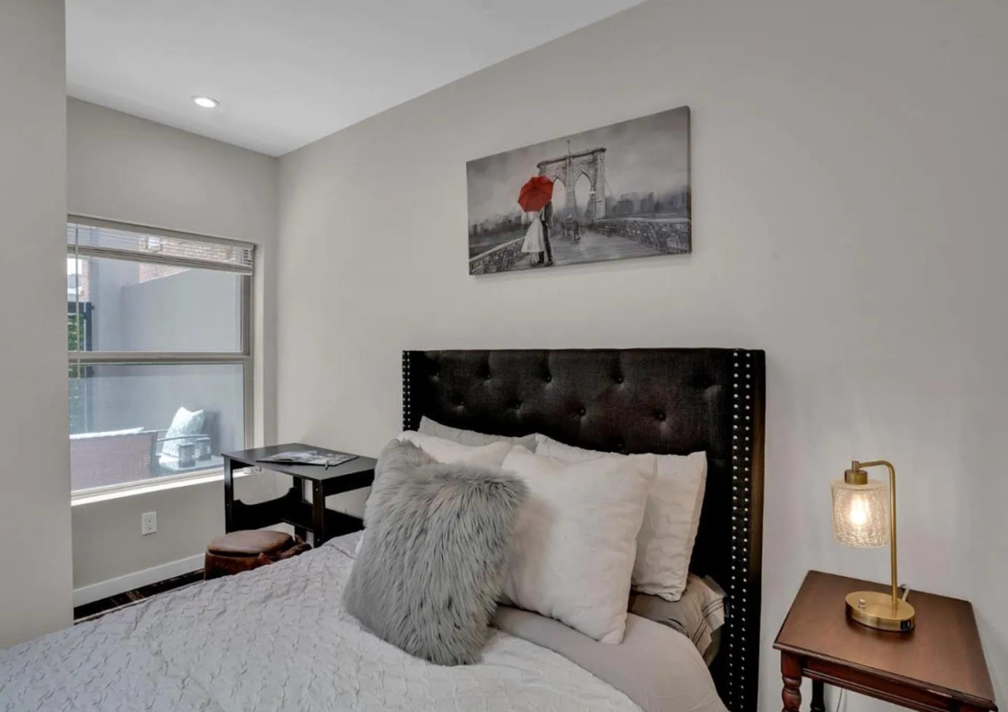 Detail Gallery Image 17 of 28 For 55th St, Oakland,  CA 94609 - – Beds | – Baths