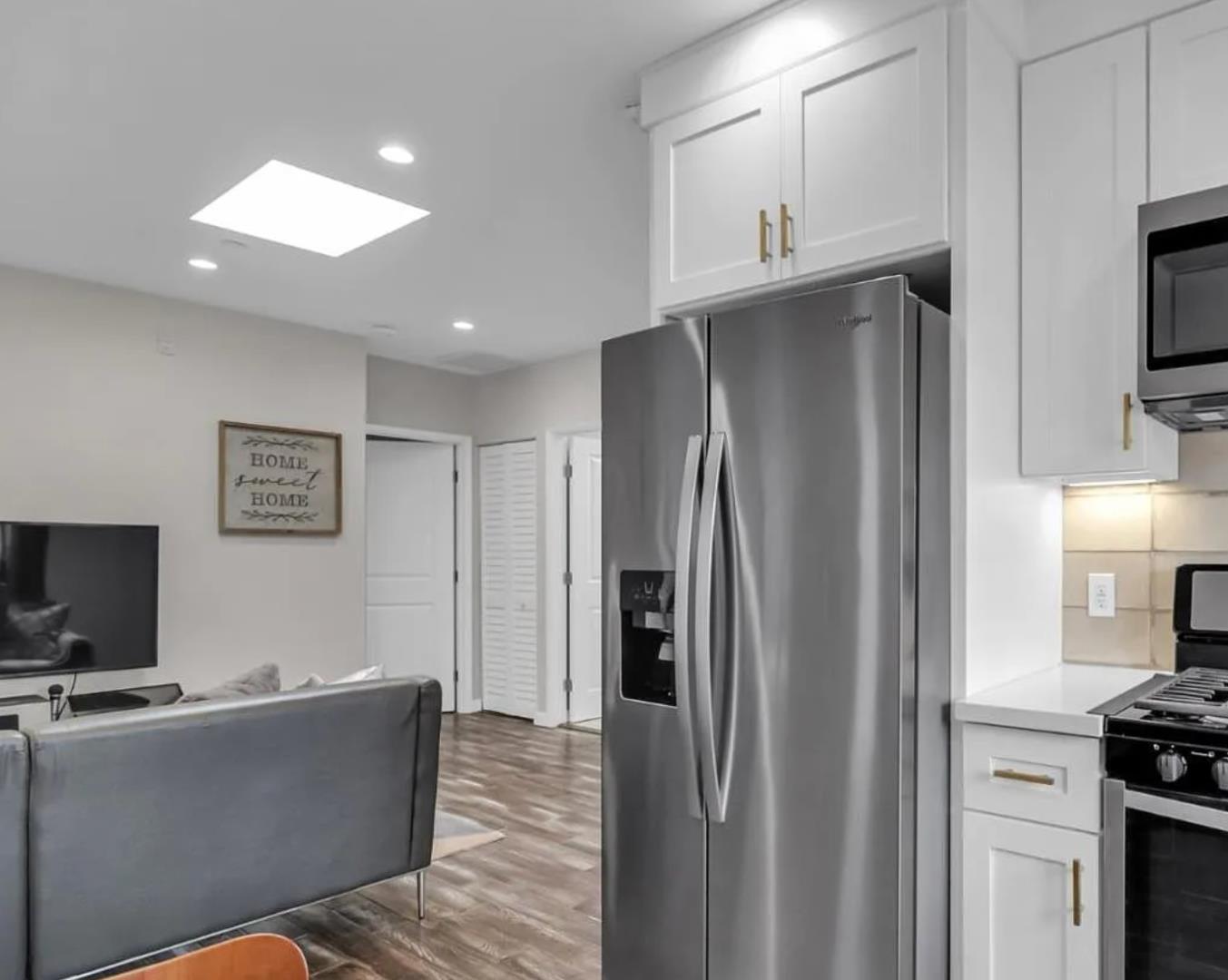 Detail Gallery Image 27 of 28 For 55th St, Oakland,  CA 94609 - – Beds | – Baths