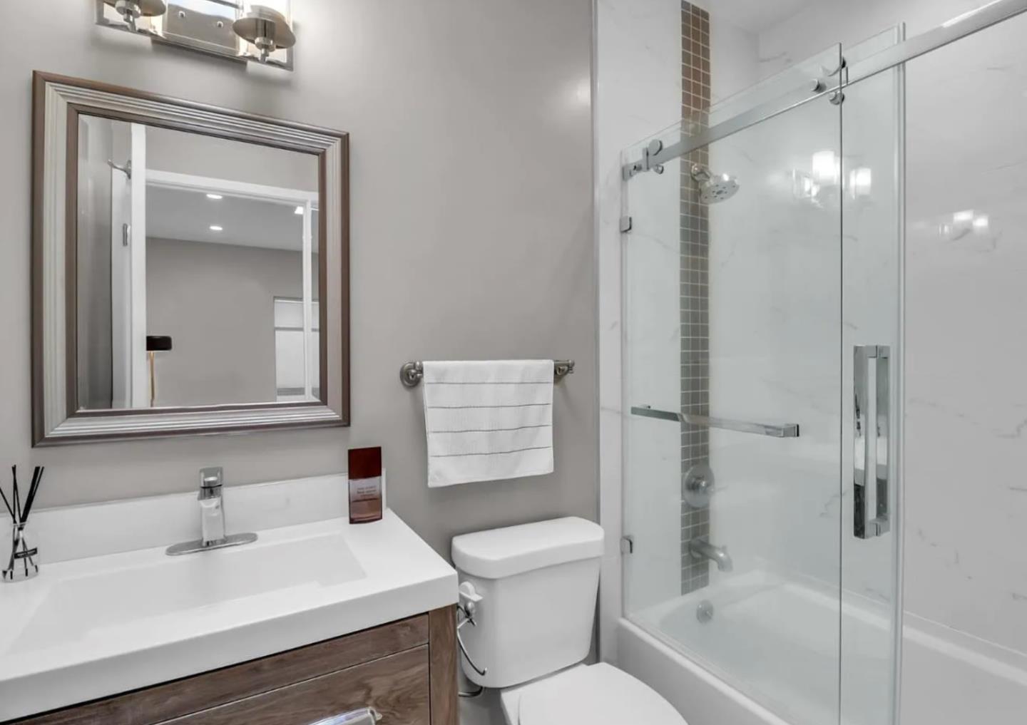 Detail Gallery Image 28 of 28 For 55th St, Oakland,  CA 94609 - – Beds | – Baths