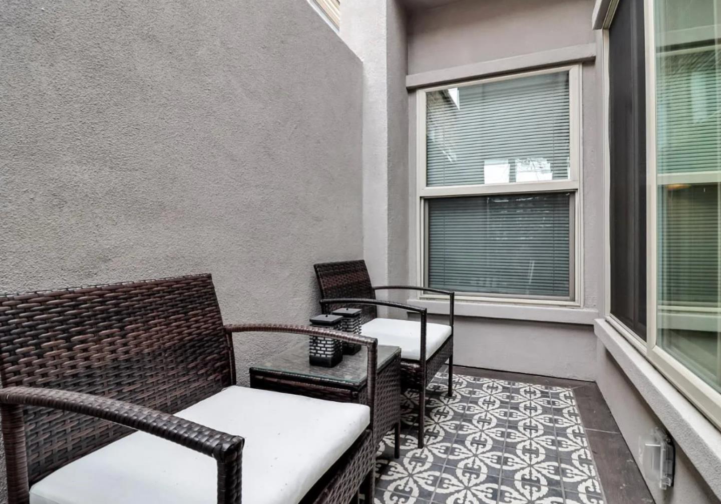 Detail Gallery Image 3 of 28 For 55th St, Oakland,  CA 94609 - – Beds | – Baths