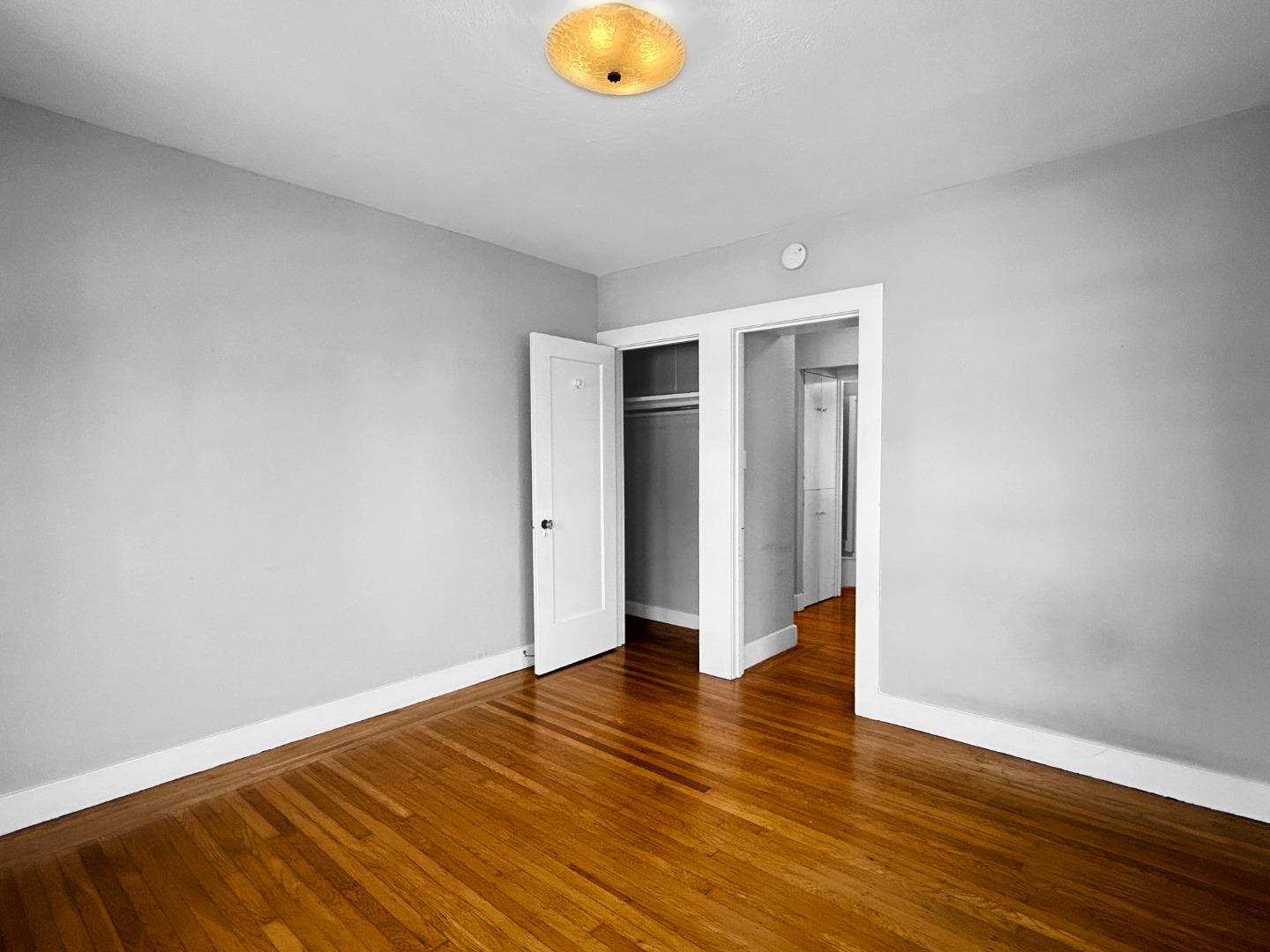 Detail Gallery Image 13 of 22 For 811 Highland Ave, San Mateo,  CA 94401 - 2 Beds | 1 Baths