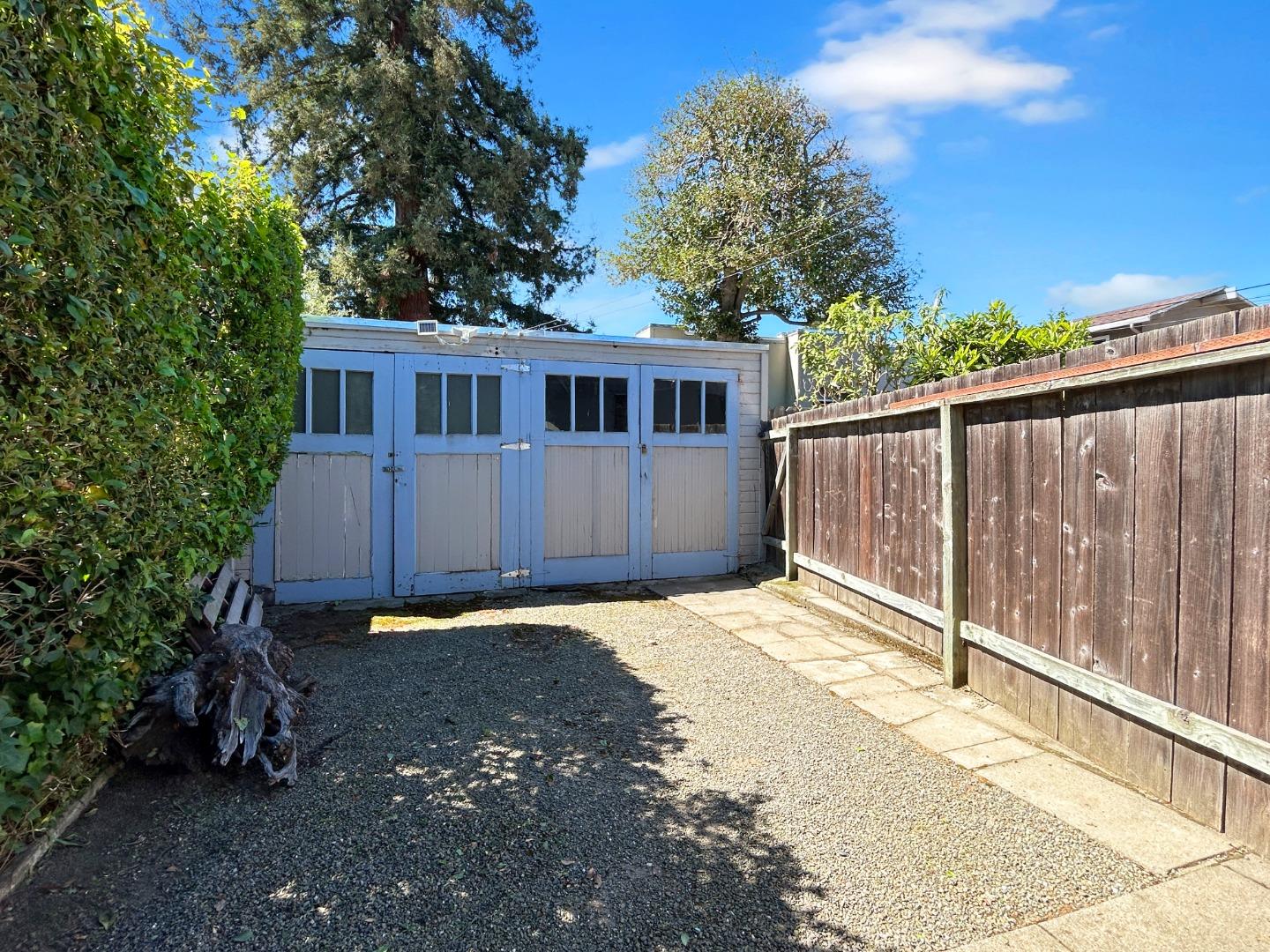 Detail Gallery Image 22 of 22 For 811 Highland Ave, San Mateo,  CA 94401 - 2 Beds | 1 Baths