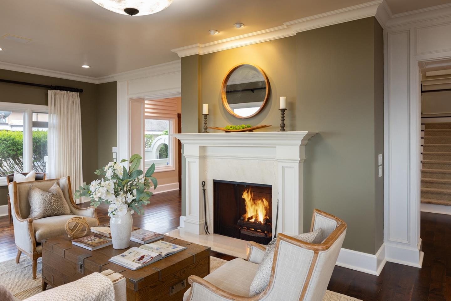 Detail Gallery Image 11 of 52 For 1051 Ocean View Blvd, Pacific Grove,  CA 93950 - 4 Beds | 4/1 Baths