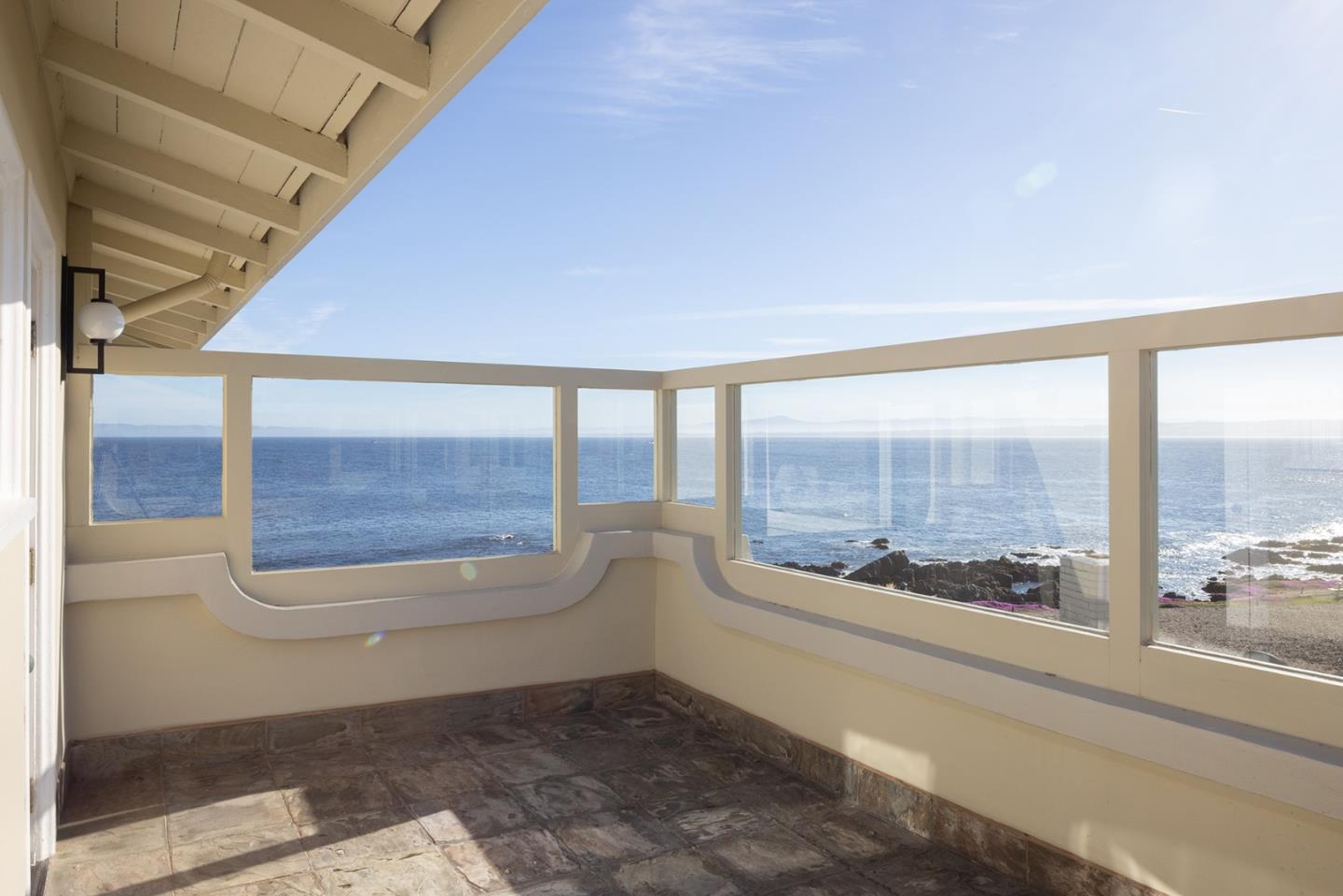 Detail Gallery Image 33 of 52 For 1051 Ocean View Blvd, Pacific Grove,  CA 93950 - 4 Beds | 4/1 Baths