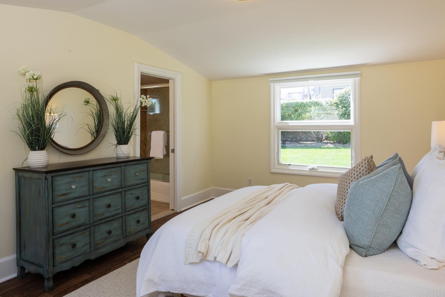 1051 Ocean View Boulevard, Pacific Grove, CA, 93950