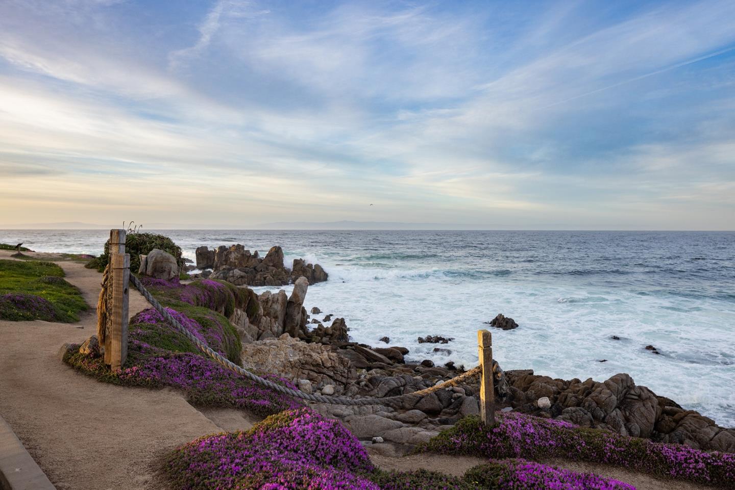Detail Gallery Image 47 of 52 For 1051 Ocean View Blvd, Pacific Grove,  CA 93950 - 4 Beds | 4/1 Baths