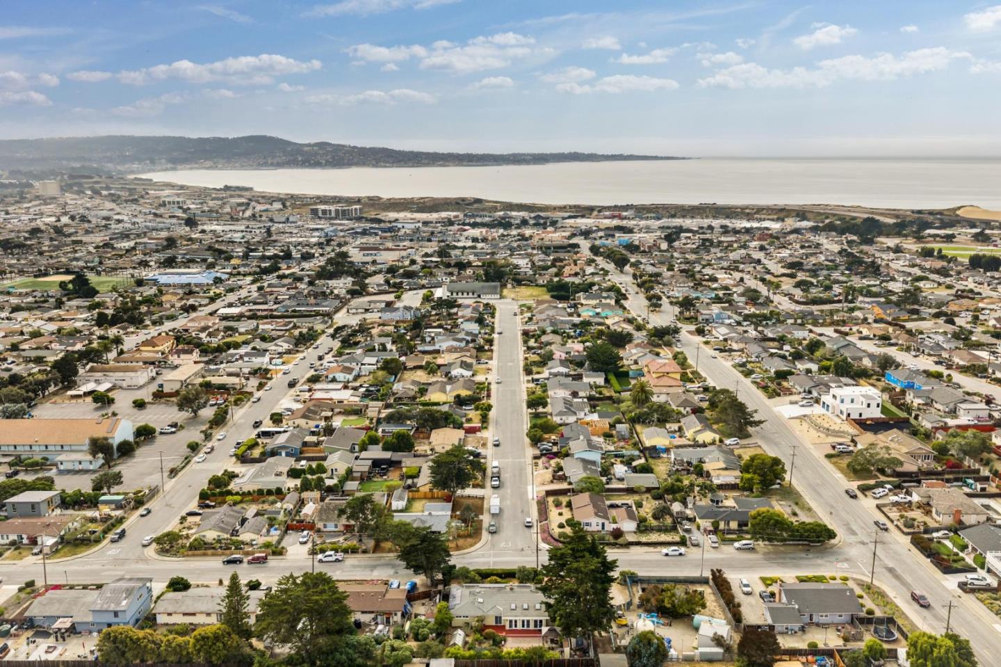 Detail Gallery Image 47 of 50 For 1976 Luzern St, Seaside,  CA 93955 - 3 Beds | 2 Baths