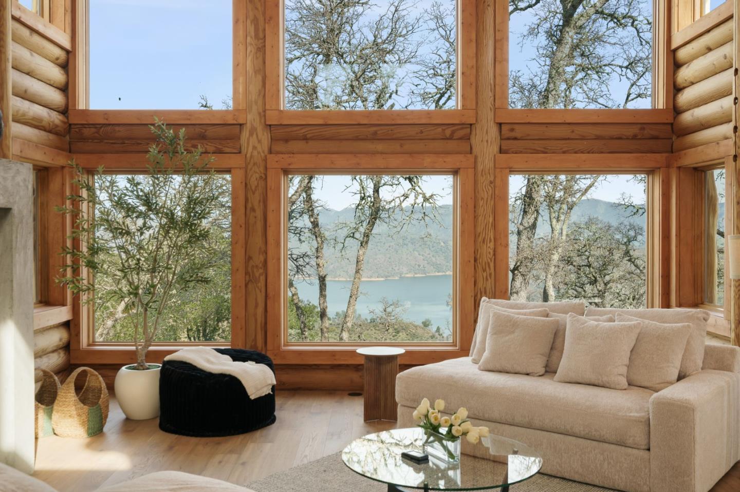 Detail Gallery Image 10 of 91 For 1525 Headlands Dr, Napa,  CA 94558 - 4 Beds | 3/1 Baths