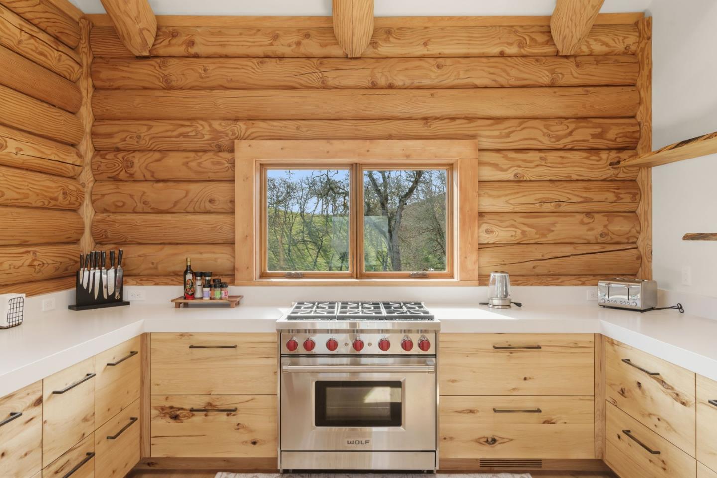 Detail Gallery Image 17 of 91 For 1525 Headlands Dr, Napa,  CA 94558 - 4 Beds | 3/1 Baths