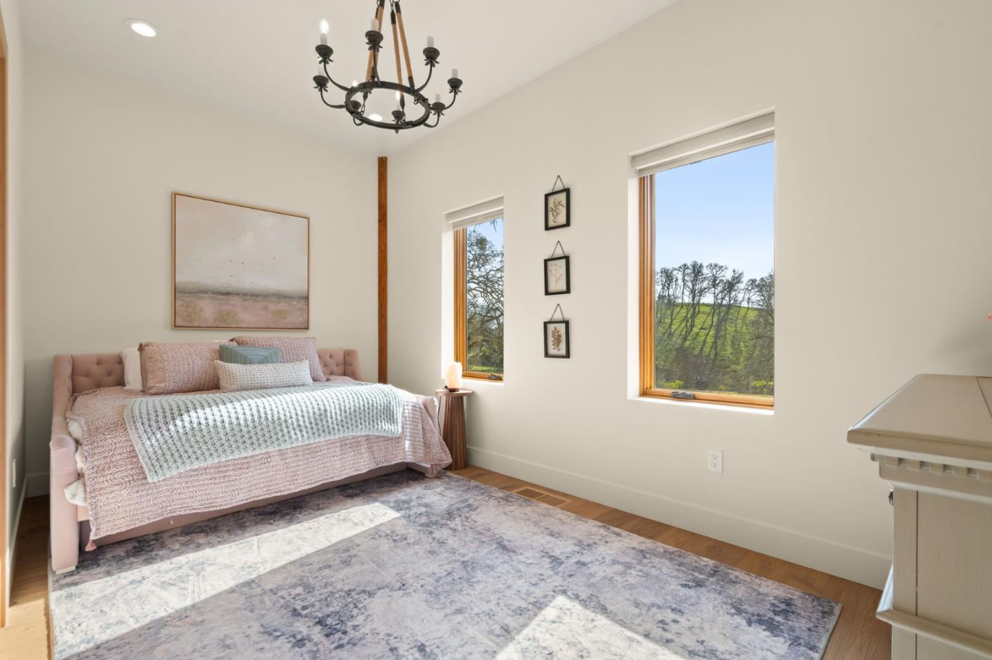 Detail Gallery Image 26 of 91 For 1525 Headlands Dr, Napa,  CA 94558 - 4 Beds | 3/1 Baths