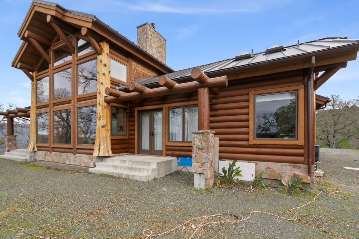 Detail Gallery Image 5 of 91 For 1525 Headlands Dr, Napa,  CA 94558 - 4 Beds | 3/1 Baths