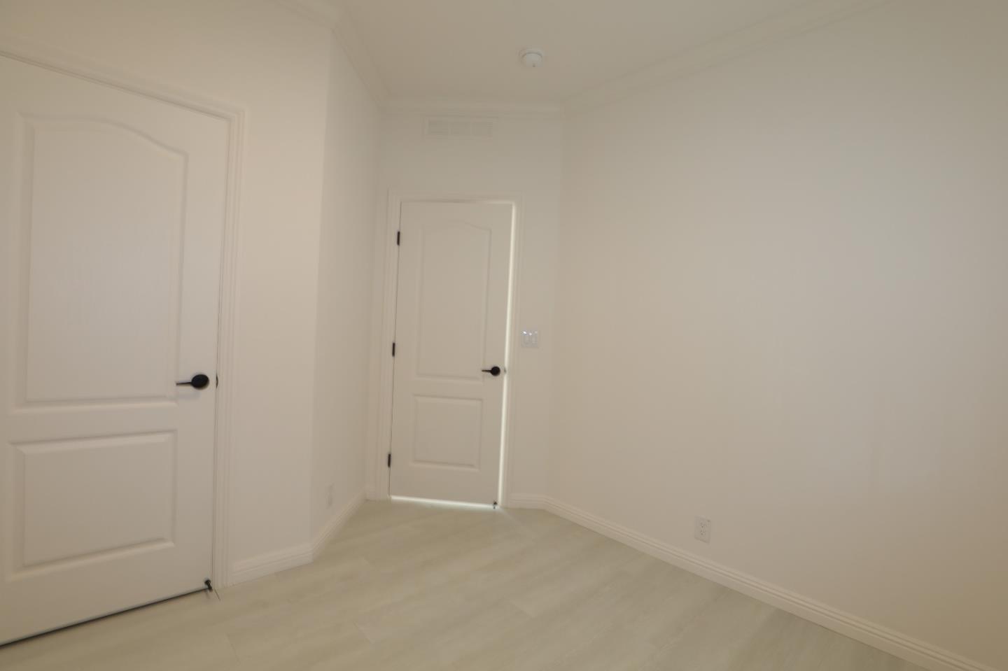 Detail Gallery Image 19 of 26 For 406 Los Encinos Ave #406,  San Jose,  CA 95134 - 3 Beds | 2 Baths