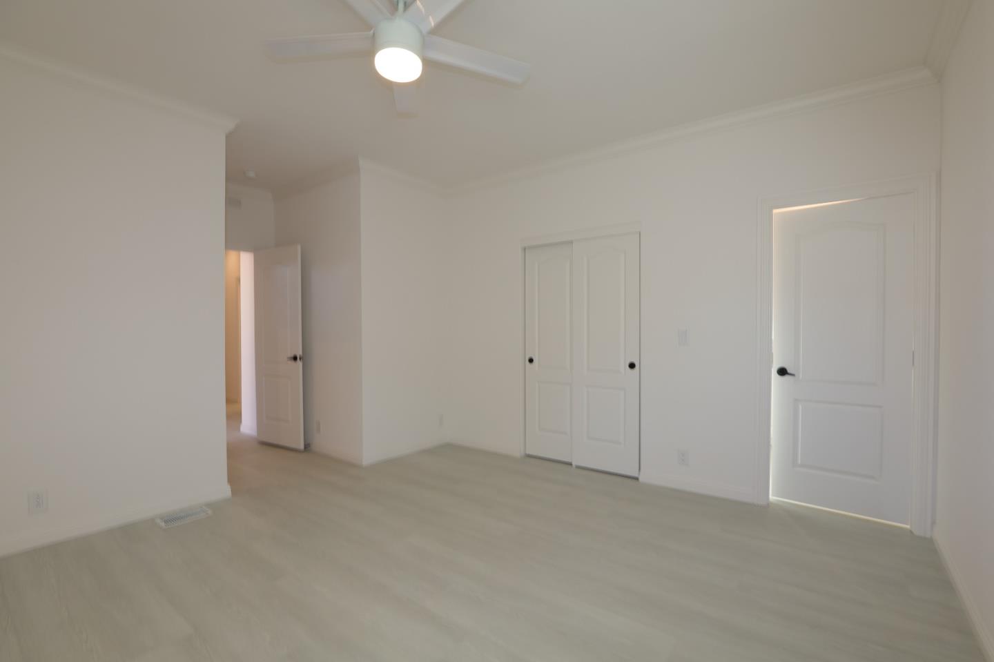 Detail Gallery Image 21 of 26 For 406 Los Encinos Ave #406,  San Jose,  CA 95134 - 3 Beds | 2 Baths