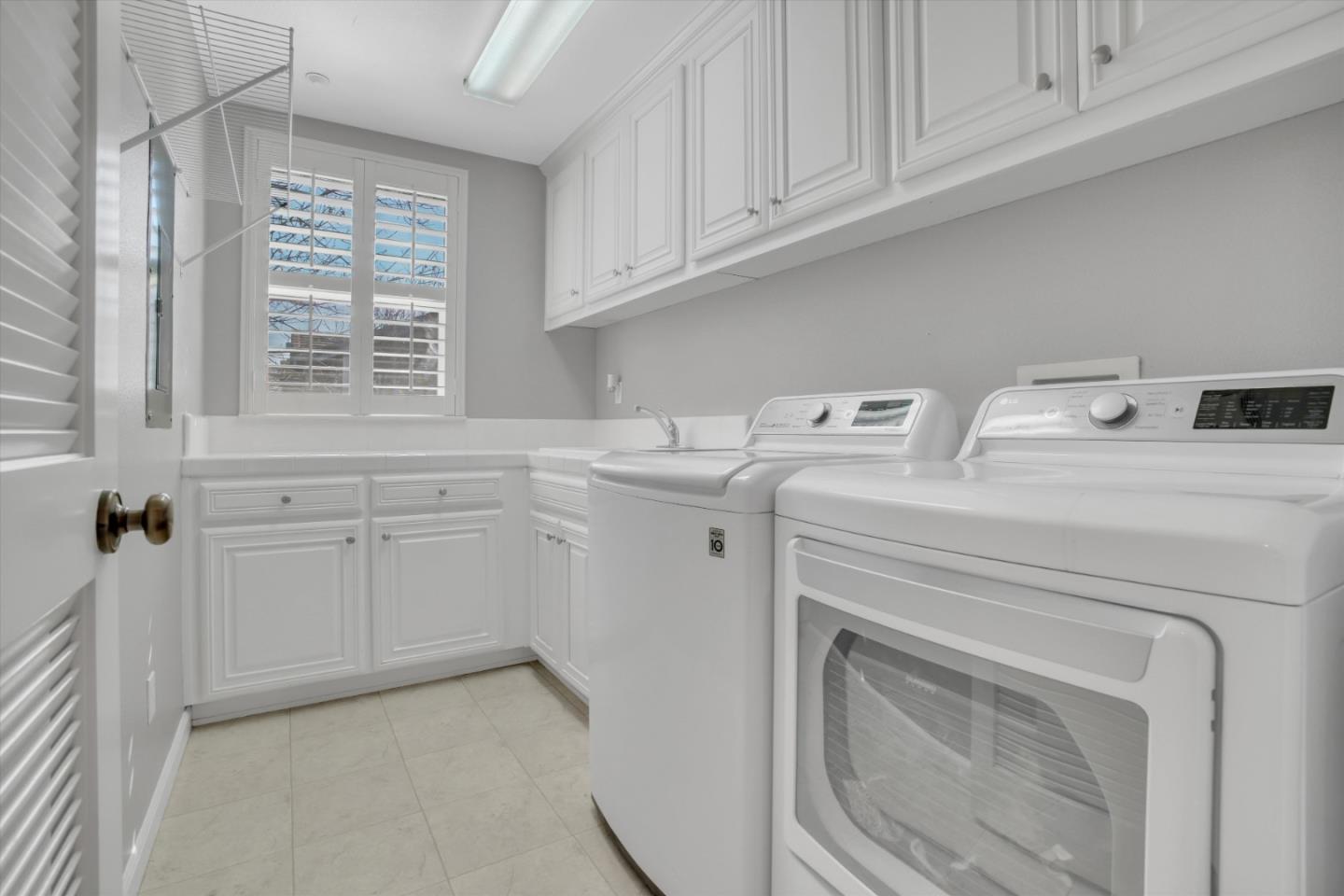 Detail Gallery Image 21 of 39 For 1684 Edera Pl, Brentwood,  CA 94513 - 5 Beds | 3/1 Baths