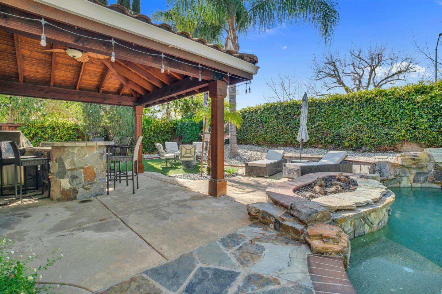 Detail Gallery Image 35 of 39 For 1684 Edera Pl, Brentwood,  CA 94513 - 5 Beds | 3/1 Baths