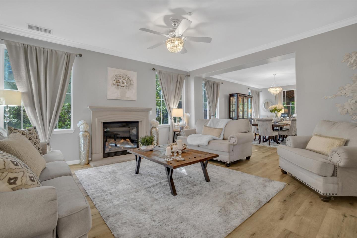 Detail Gallery Image 6 of 39 For 1684 Edera Pl, Brentwood,  CA 94513 - 5 Beds | 3/1 Baths