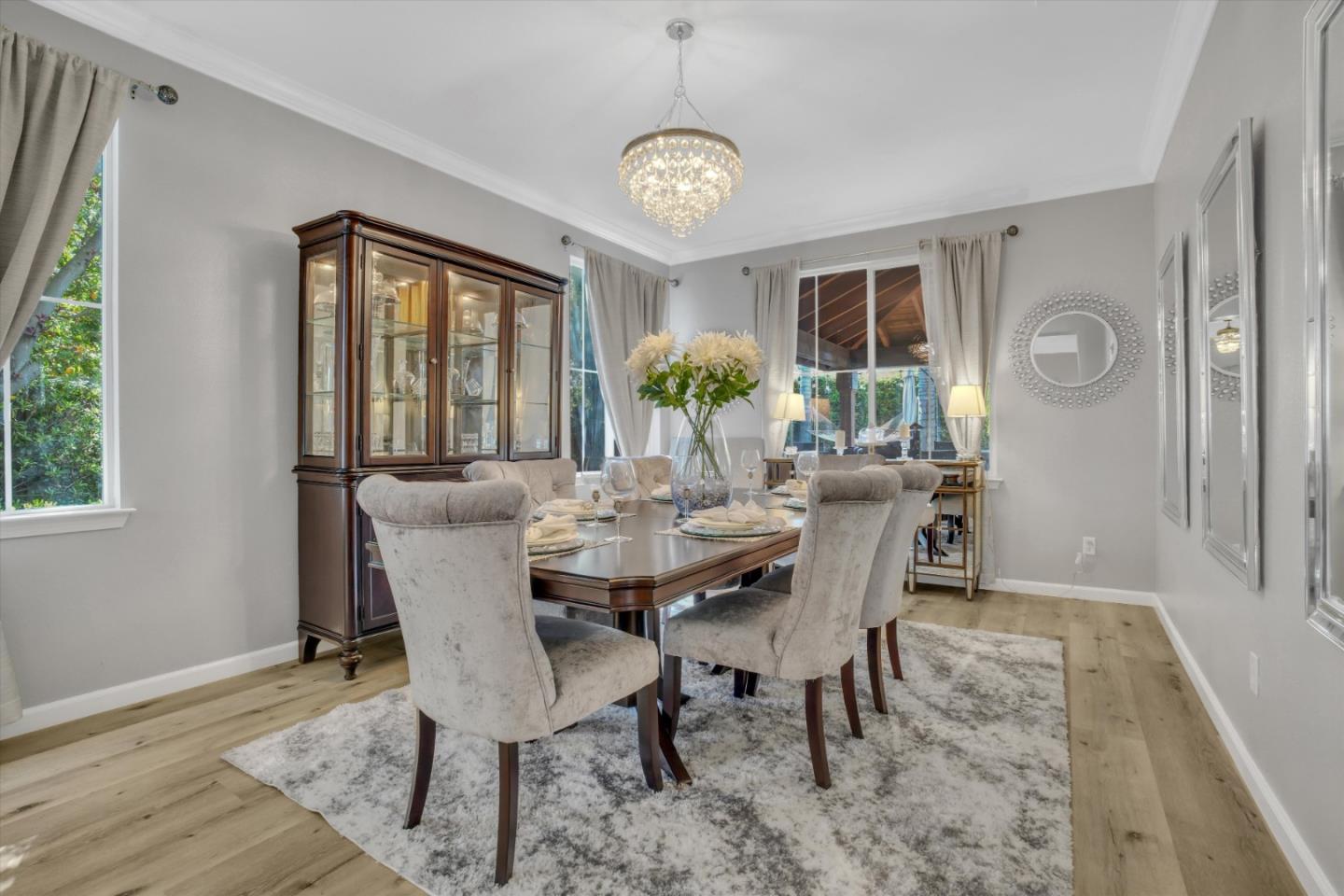 Detail Gallery Image 7 of 39 For 1684 Edera Pl, Brentwood,  CA 94513 - 5 Beds | 3/1 Baths