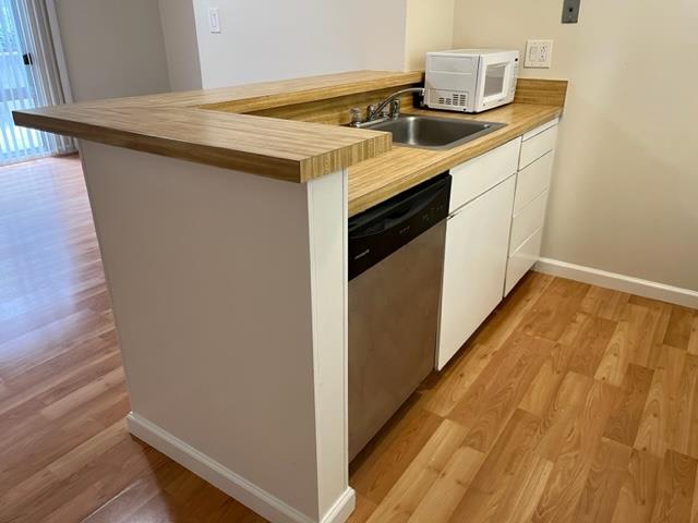 Detail Gallery Image 3 of 17 For 221 Boardwalk Ave #D,  San Bruno,  CA 94066 - 0 Beds | 1 Baths