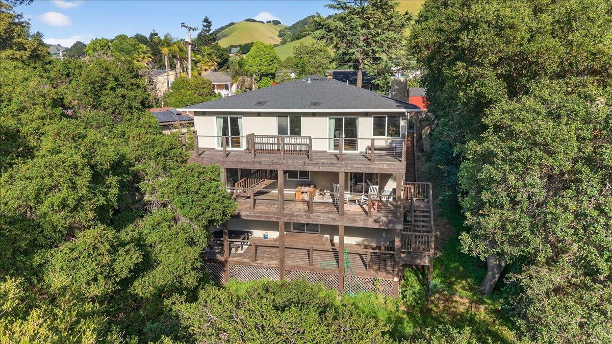 Detail Gallery Image 3 of 39 For 38047 Stenhammer Dr, Fremont,  CA 94536 - 4 Beds | 4 Baths