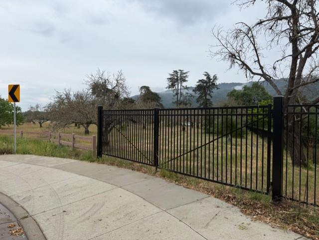 Detail Gallery Image 3 of 4 For Hecker Pass, Gilroy,  CA 95020 - – Beds | – Baths